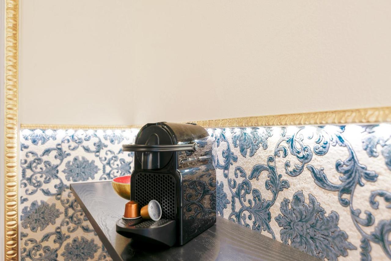 Riviere Private Rooms Alla Scala Milan Exterior photo