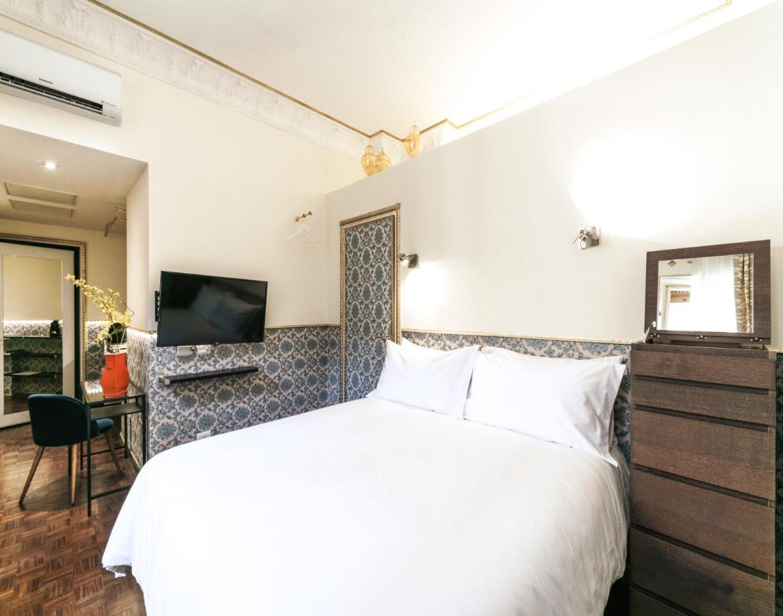Riviere Private Rooms Alla Scala Milan Exterior photo