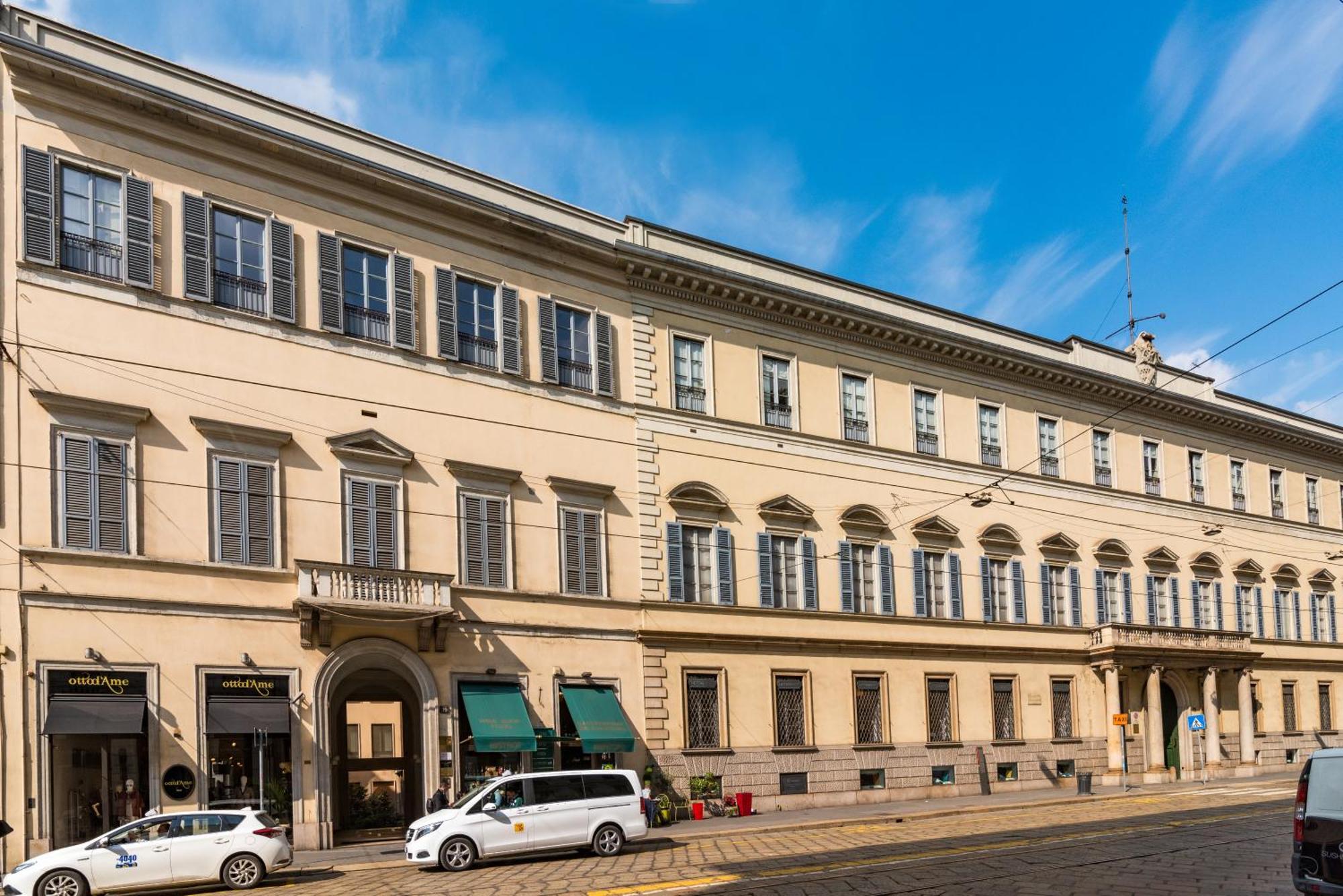 Riviere Private Rooms Alla Scala Milan Exterior photo